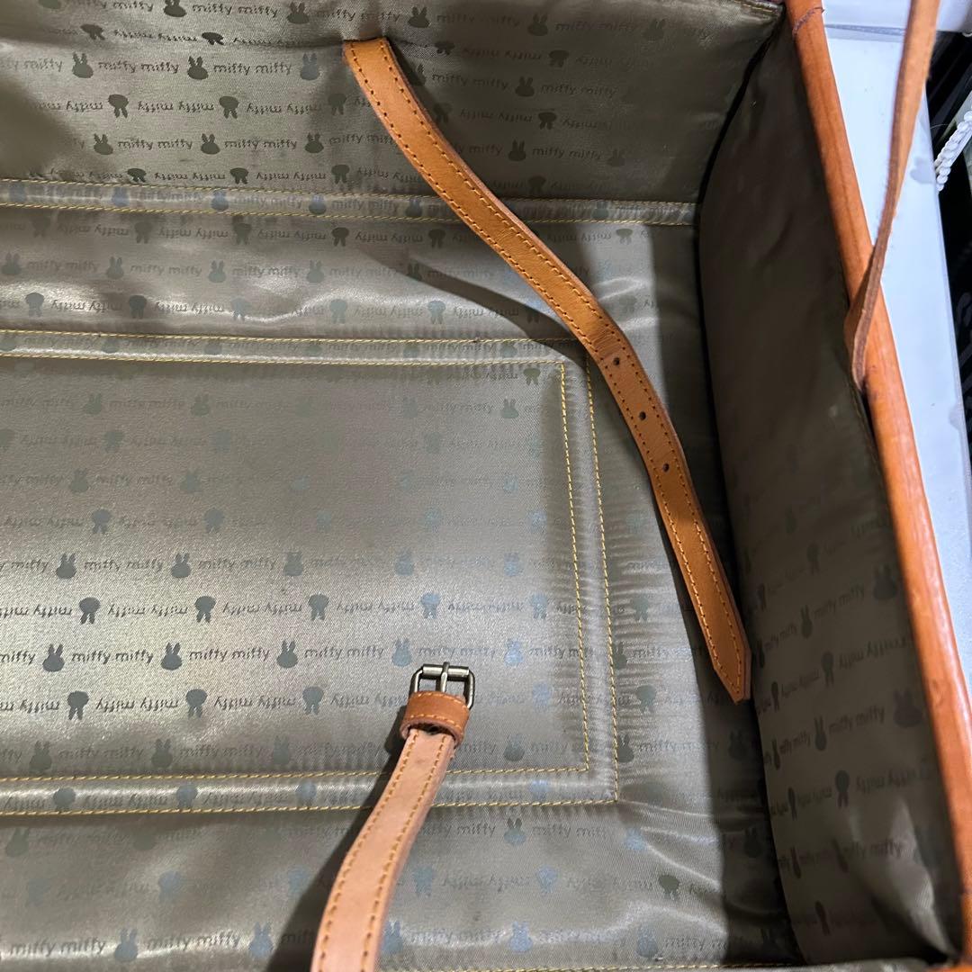 希少□ ミッフィー リーブス トランクケース 牛革 - メルカリ