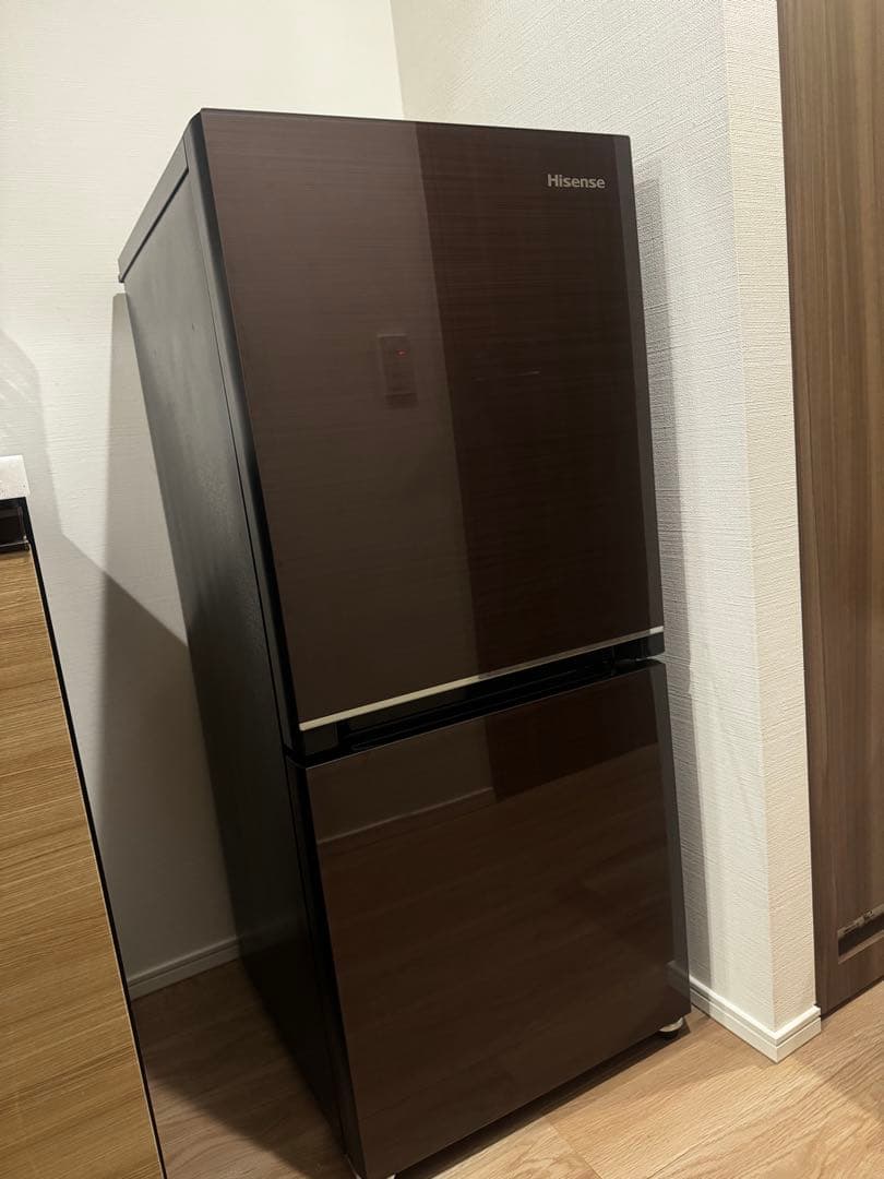 ⭐️美品Hisense 134L 冷蔵庫 HR-G13B-BR HR-G13B-BR | ハイセンスジャパン株式会社