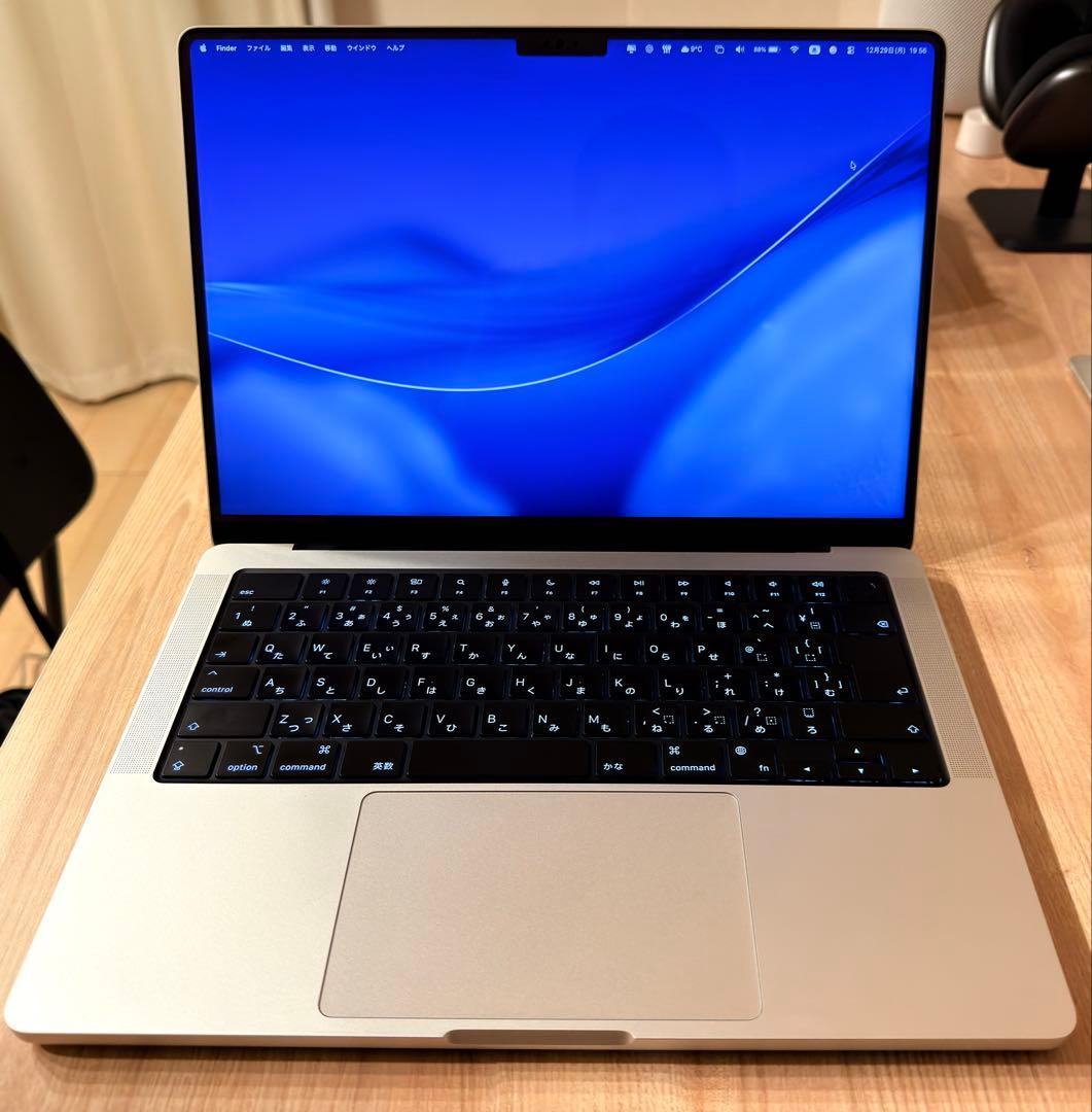 M4 MacBook Pro SSD512GB/メモリ16GB シルバー Apple MacBook Pro 16