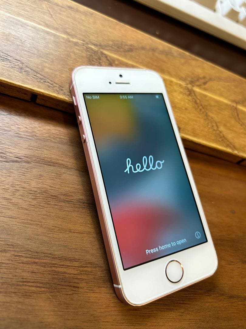 iphone SE 本体 第1世代 初代 ローズゴールド 16GB 美品 - メルカリ