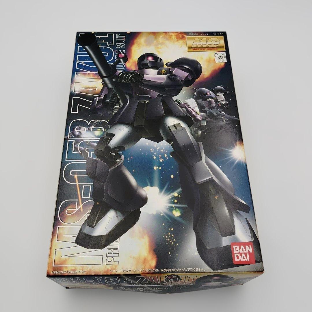 バンダイ MG MS-05B ザクI 黒い三連星 MS-05B ザクI 黒い三連星専用機 (MG) (ガンプラ) - ホビーサーチ