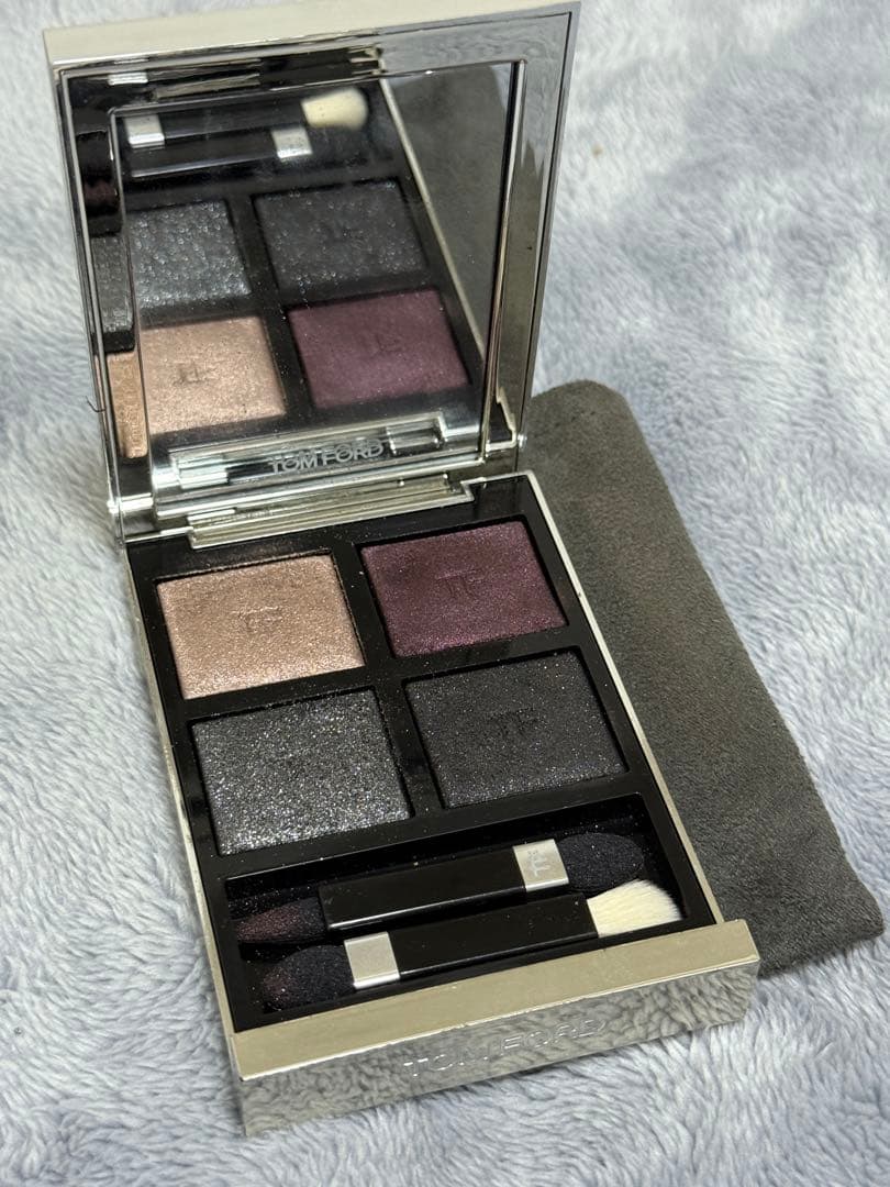 TOM FORD リップカラー 01 BADASS 限定 TOM FORD リップカラー 01 BADASS 限定 TOM FORD リップカラー 01