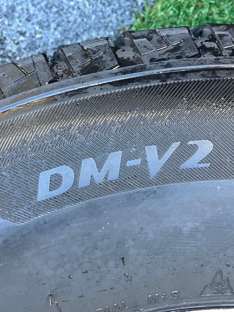 roooo様専用 プラド78ミッキートンプソンブリザック4本 265-70-15