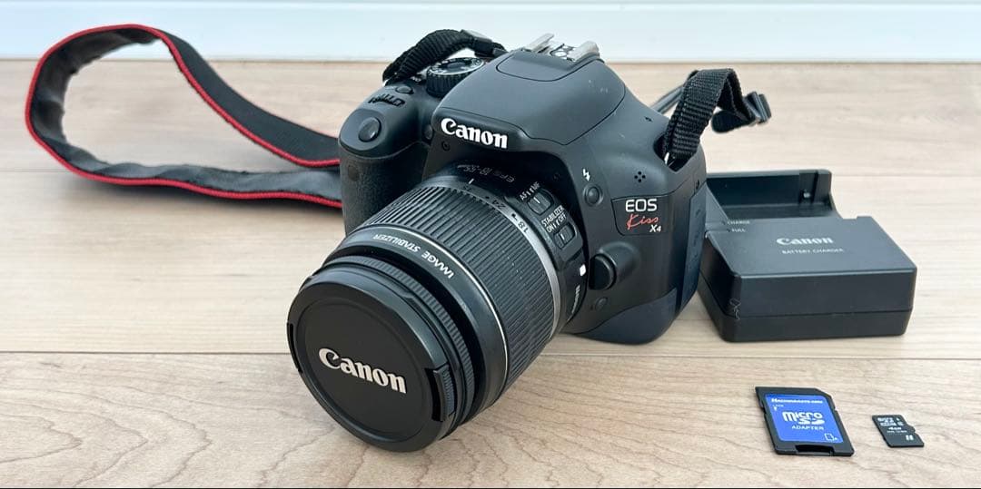 Canon Kiss X4⭐️デジタル一眼レフカメラ⭐️本体＋レンズセット EOS Kiss キヤノン Canon X4 EF 70-300mm 望遠 レンズセット 手振れ