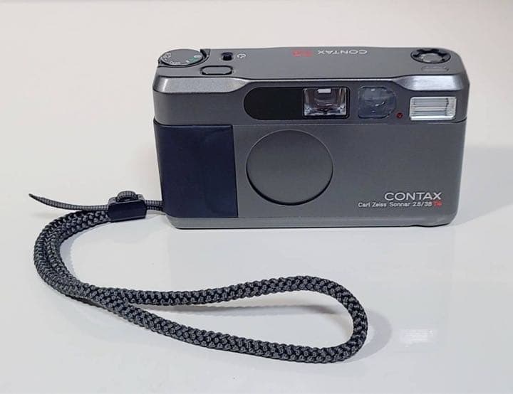 新品レア稀少コンタックスcontax t2動作確認済Kyoceraチタンブラック 価格も性能もまさに一眼レフキラー！ コンタックス T2 チタンブラック