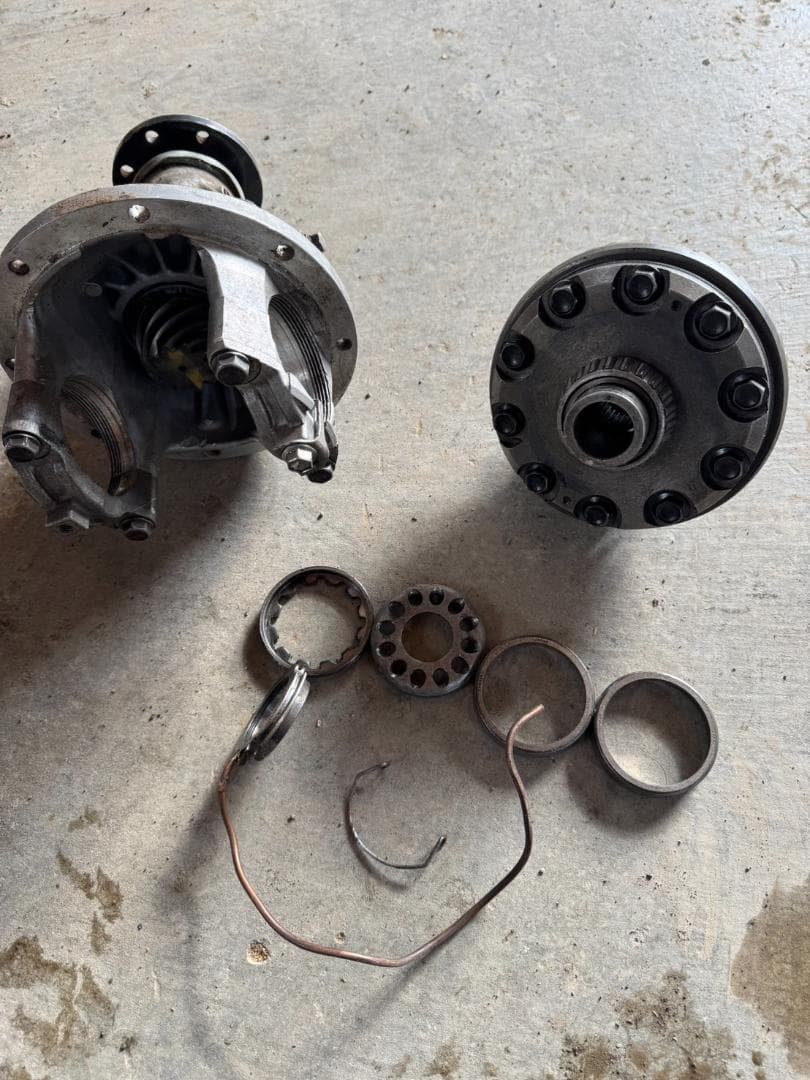 JB23　フロント　エアロッカー　部品取り　再利用可　ジムニー スズキ ジムニー JA11 JB23 前期 1型 2型 3型 26スプライン フロント