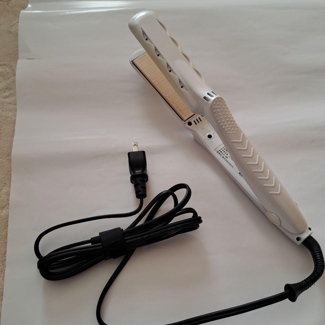 絹女　キヌジョ　LM-125 KINUJO（絹女） ストレートアイロン シルクプレート KINUJO LM-125