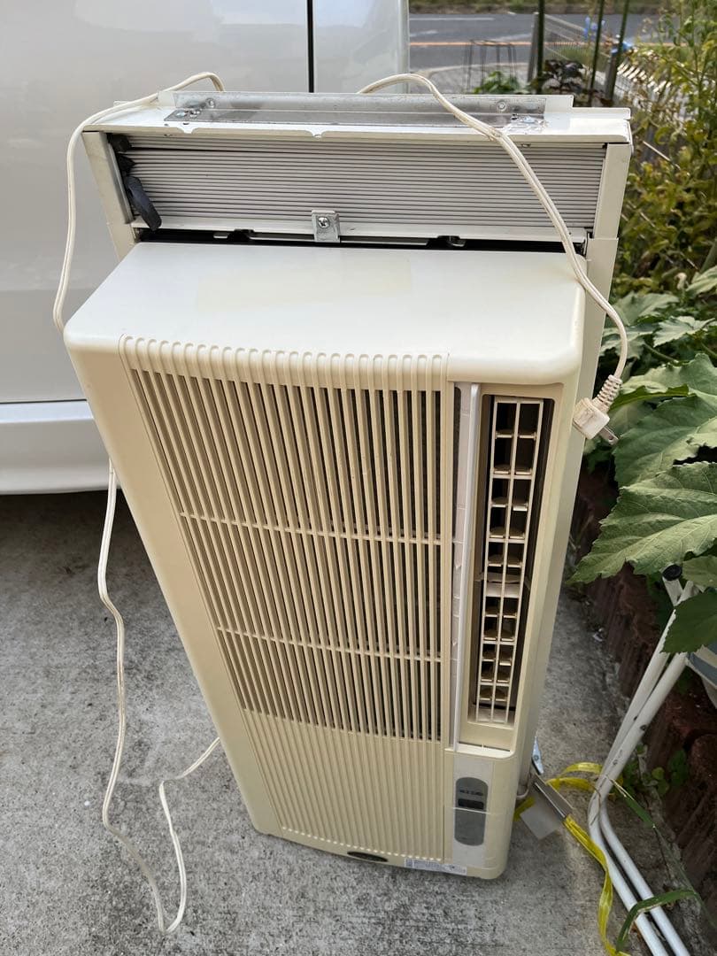 コイズミ　ルームエアコン　ウィンドウエアコン Amazon | コイズミ 窓用エアコン ルームエアコン 快眠モード有 冷房