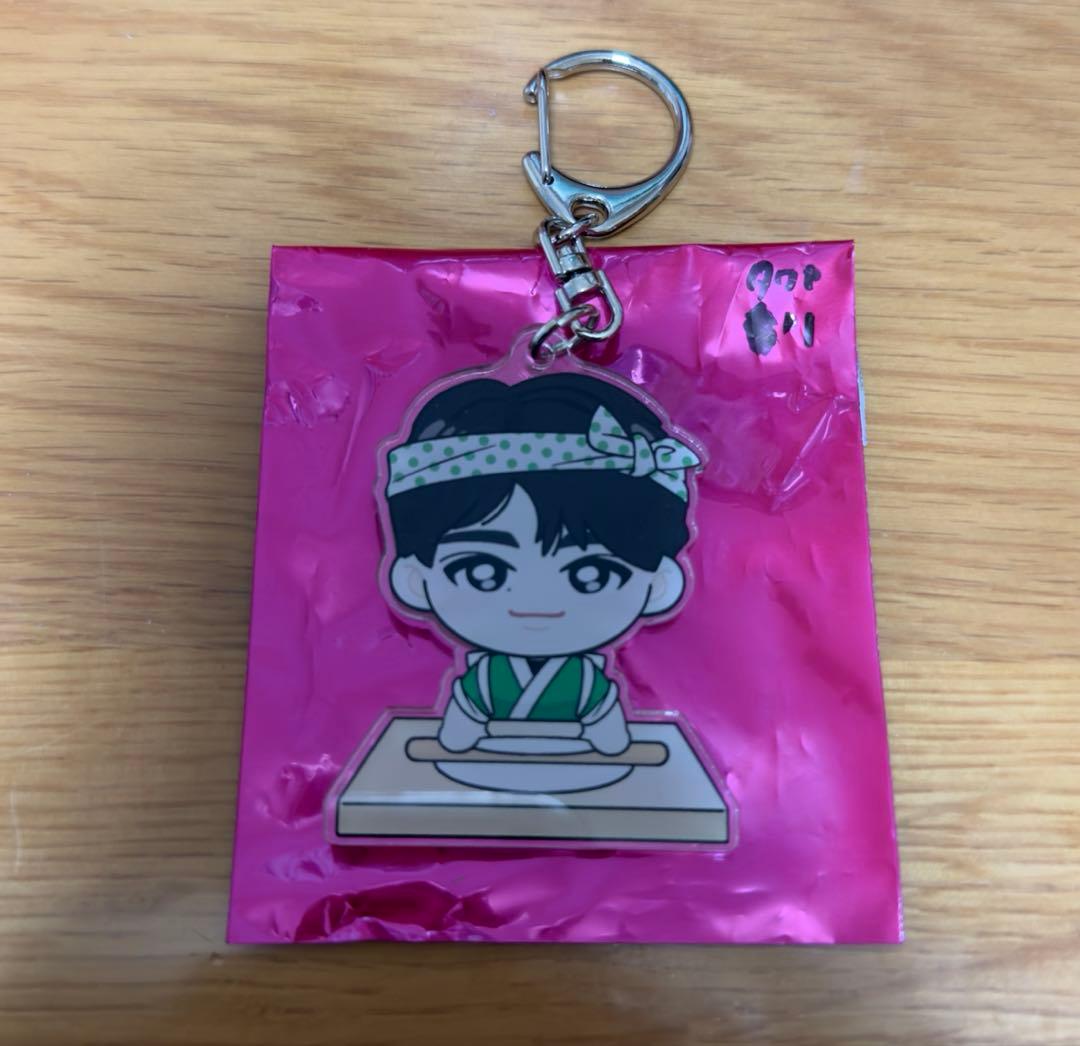 超特急 タクヤ ご当地キーホルダー 香川ver. - メルカリ