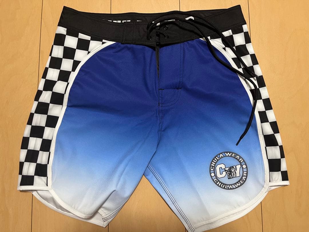 Chula Wear サーフパンツ エリンバンクス着用モデル - メルカリ