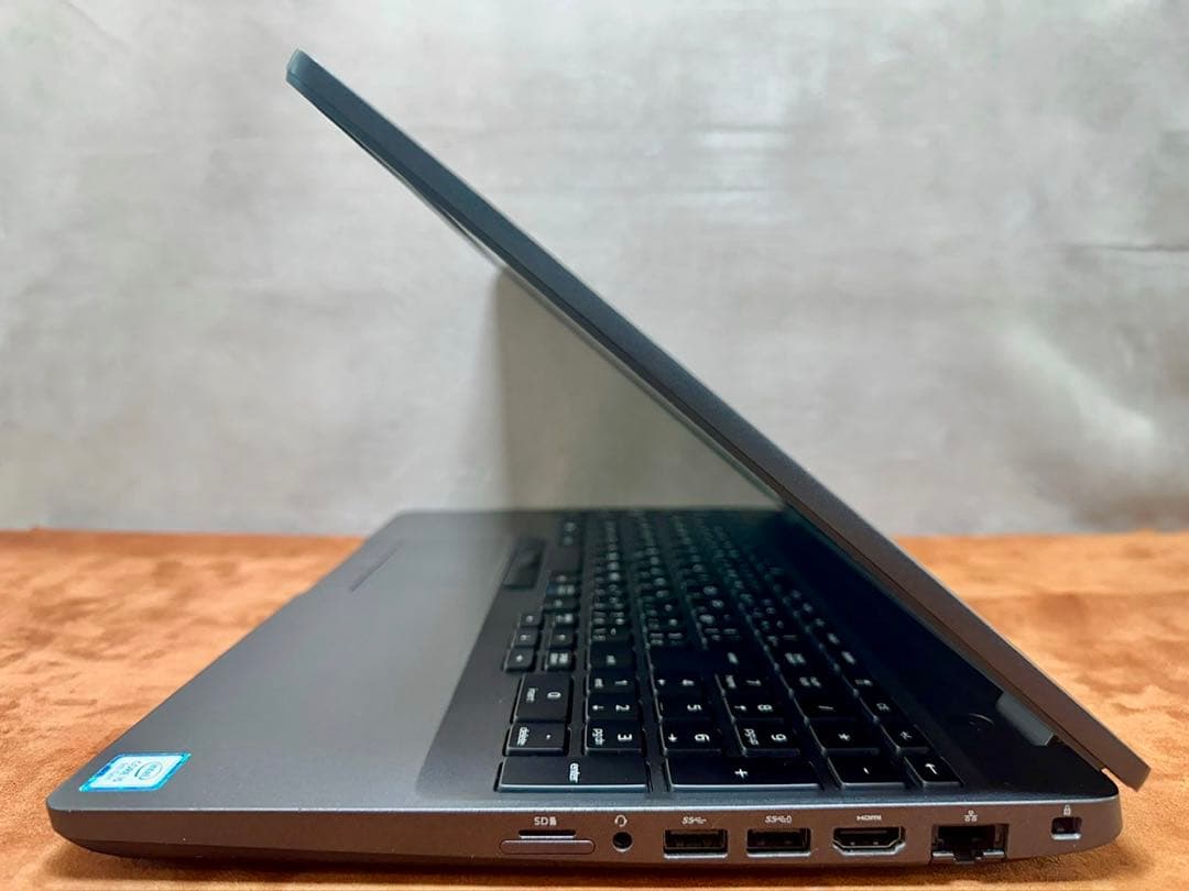 DELL Latitude5501 i5-9300H 8GB |1179