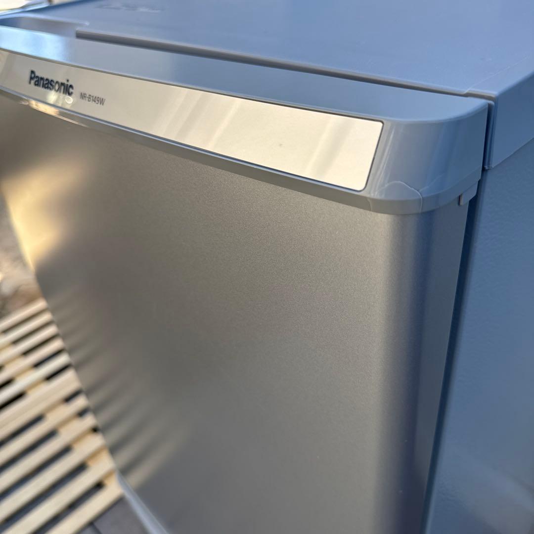 Panasonic 138L パーソナル冷蔵庫 2ドア 霜取り不要 シルバー - メルカリ