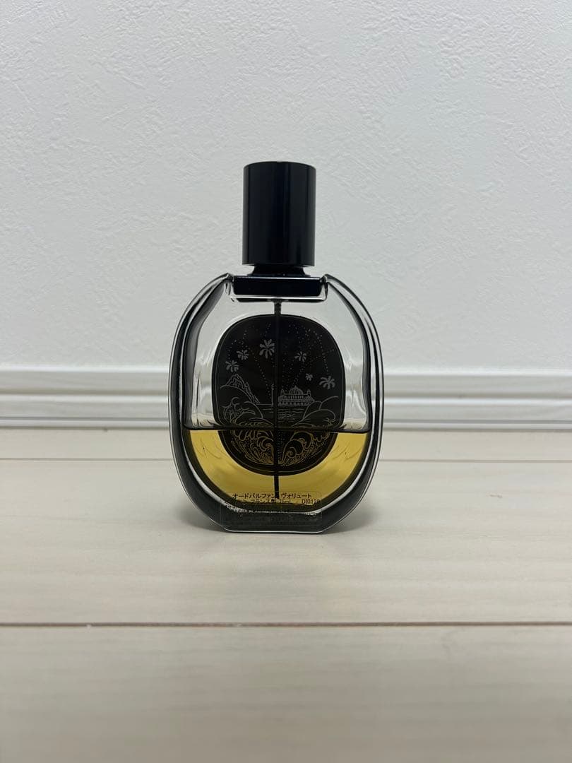 diptyque Volutes ユニセックス 香水