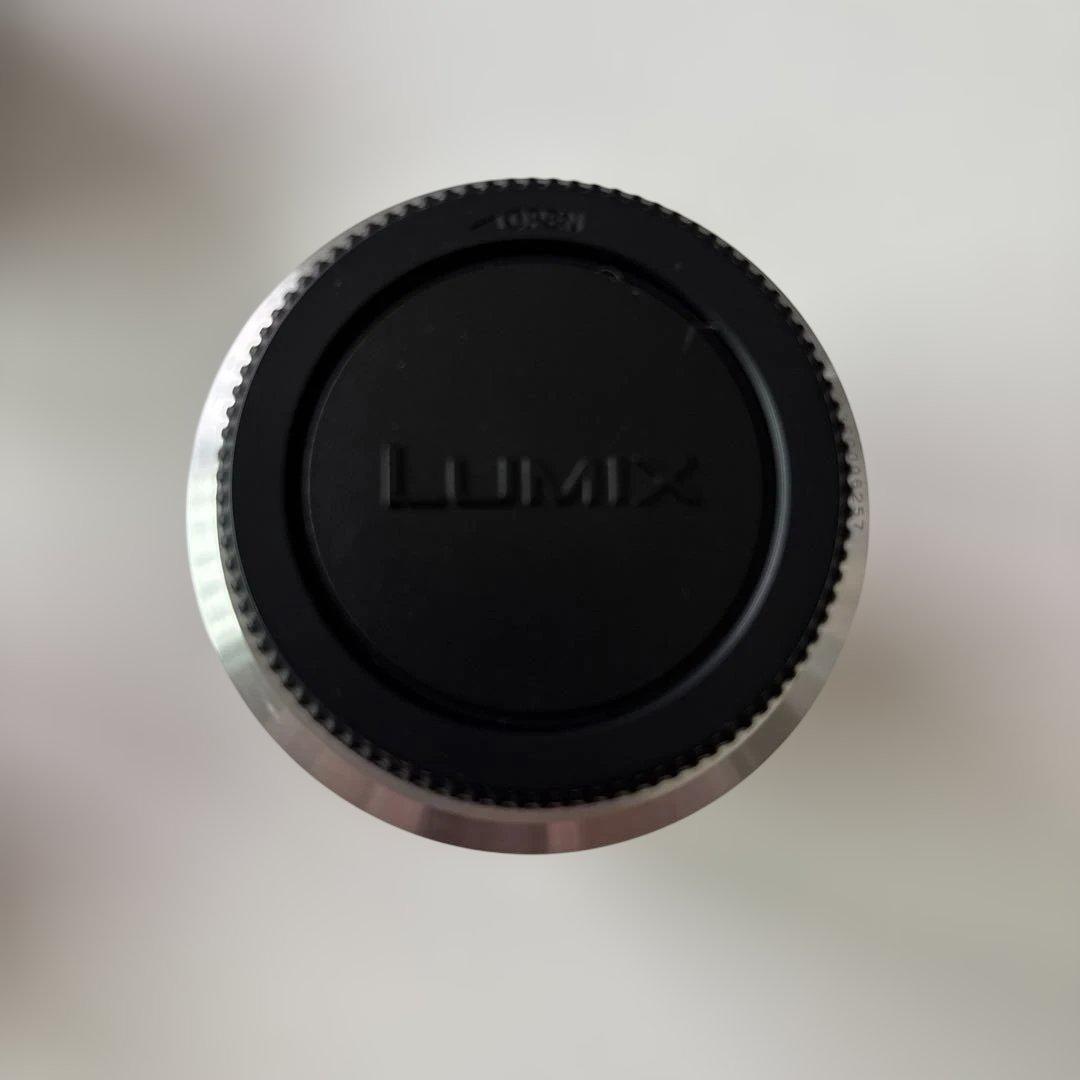 LUMIX 45-150mm F3.5-5.6 ズームレンズ