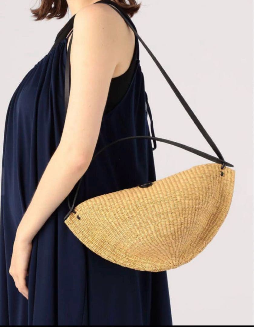 本日限定]新品 イネスブレッサンド MEDIUM WALNUT かごバッグ - メルカリ