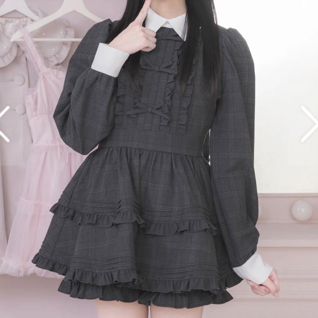 pium フリルリボン襟付きセットアップ ブラックチェック - メルカリ