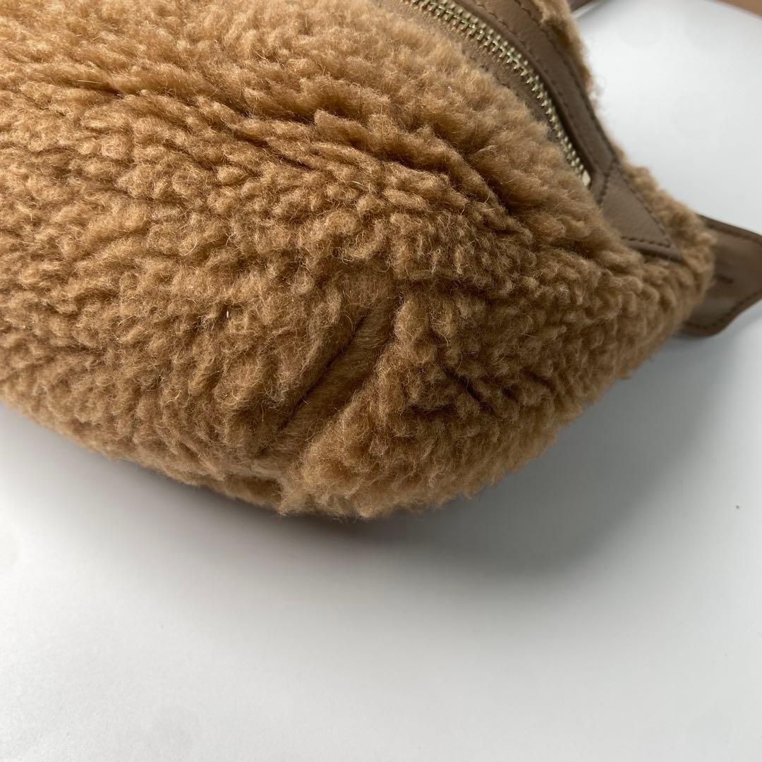 マックスマーラ MaxMara テディベア ボア ボディバッグ ウエストポーチ