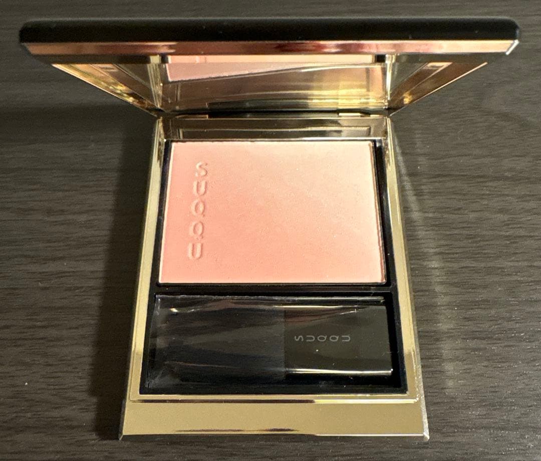 SUQQU ブラーリング カラー ブラッシュ 01淡音 ブラーリング カラー ブラッシュ | SUQQU [スック] 公式サイト