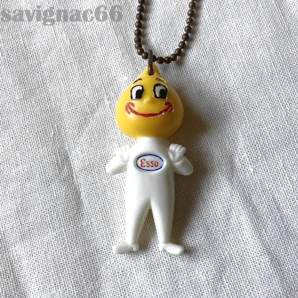 60s フレンチキーホルダー ESSO エッソボーイ フィギュア - メルカリ