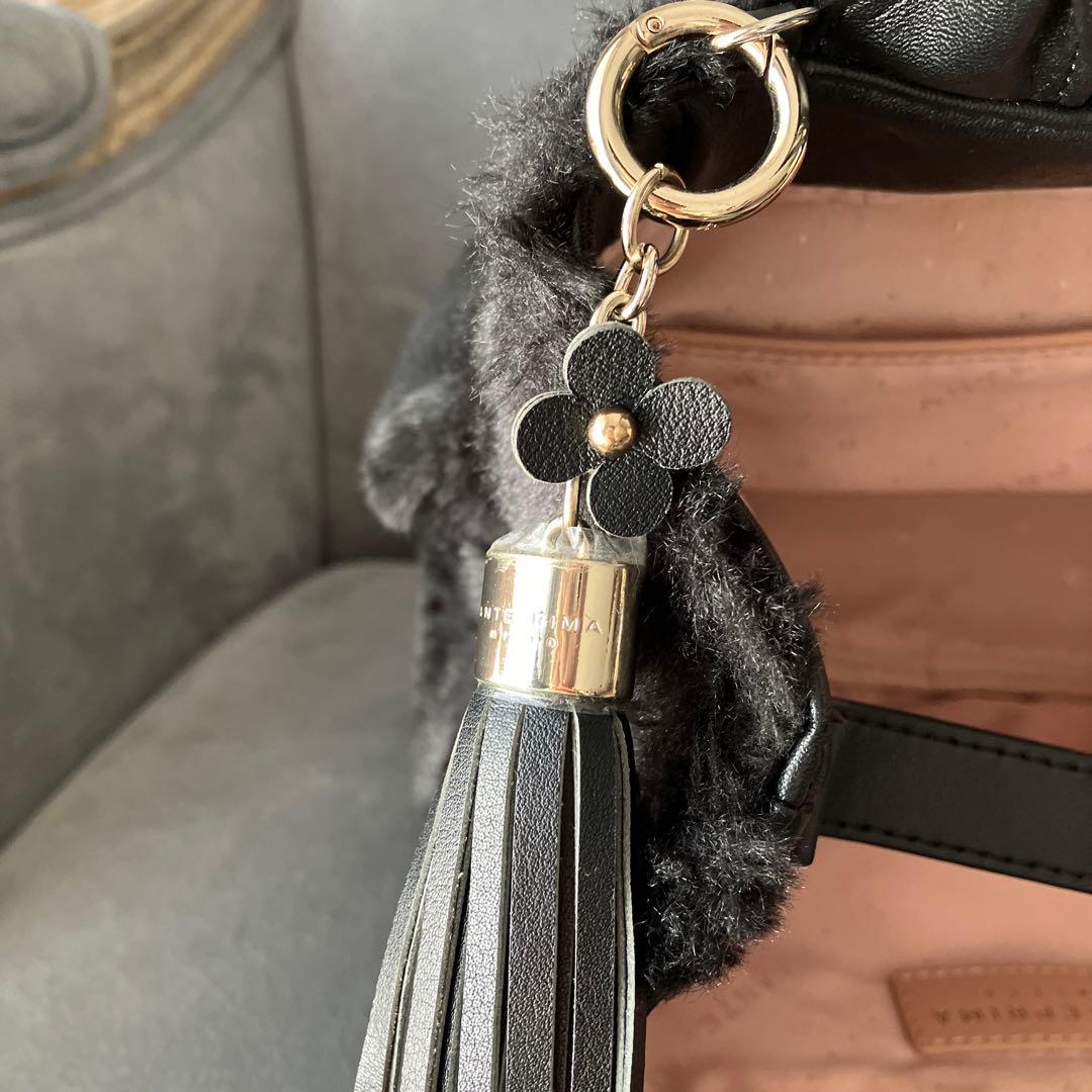 アンテプリマミスト フェイクファー ハンドバッグ タッセル付き - メルカリ