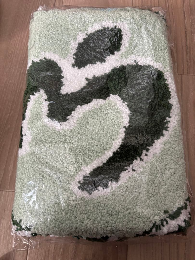 Mrs. GREEN APPLE ポップアップ ラグマット - メルカリ