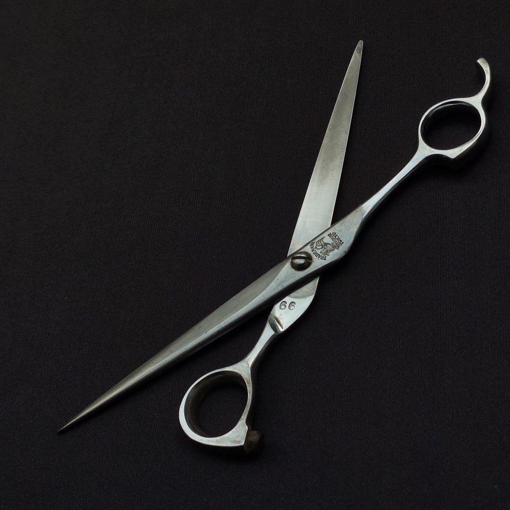 散髪鋏 シザー ニワトリ T.INOUE 全長約190㎜ 散髪バサミ《0344》