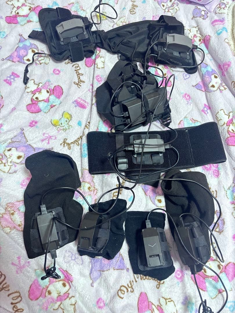 【値下げ可能】ハリトラ HaritoraX 1.1腰 + 肘 拡張セット付 5万円以下で11点フルトラ。アバターを動かすHaritoraXに肘・腰拡張