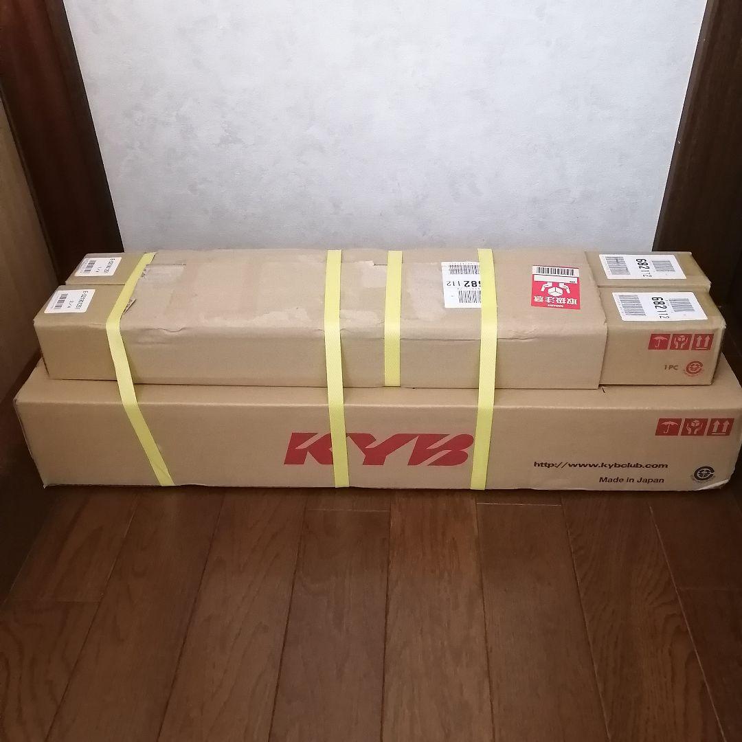 新品!　KYB　 EXTAGE 　200系ハイエース　2WD 用　4本Set 200系ハイエース2/4WD全車KYB-Extageショックアブソーバ減衰力14段調整