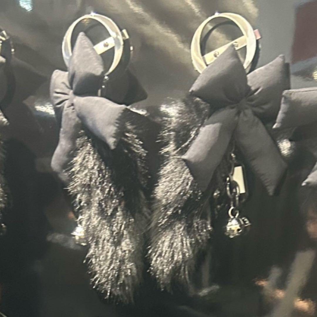 MEOVV 韓国ポップアップ DEBUT キーリング ミヤオ ミャオ② - メルカリ