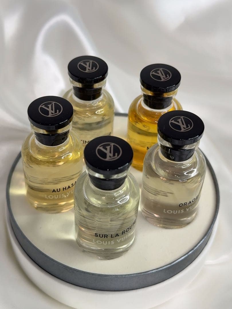 ルイヴィトンLOUIS VUITTON香水10ml×5点セット LOUIS VUITTON (ルイ ヴィトン) 香水 ミニチュアセット 5×10ml 残量80
