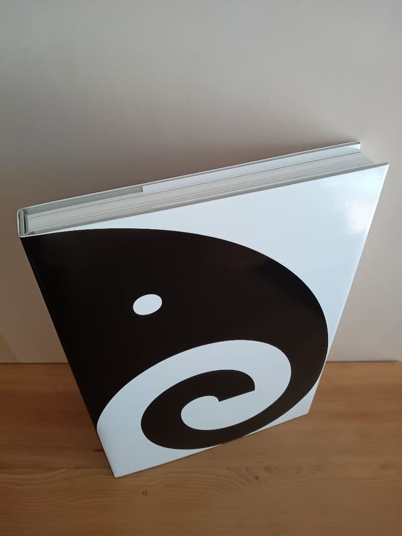 激レア・サイン本】 五十嵐威暢 作品集 竹尾アーカイヴズ - メルカリ