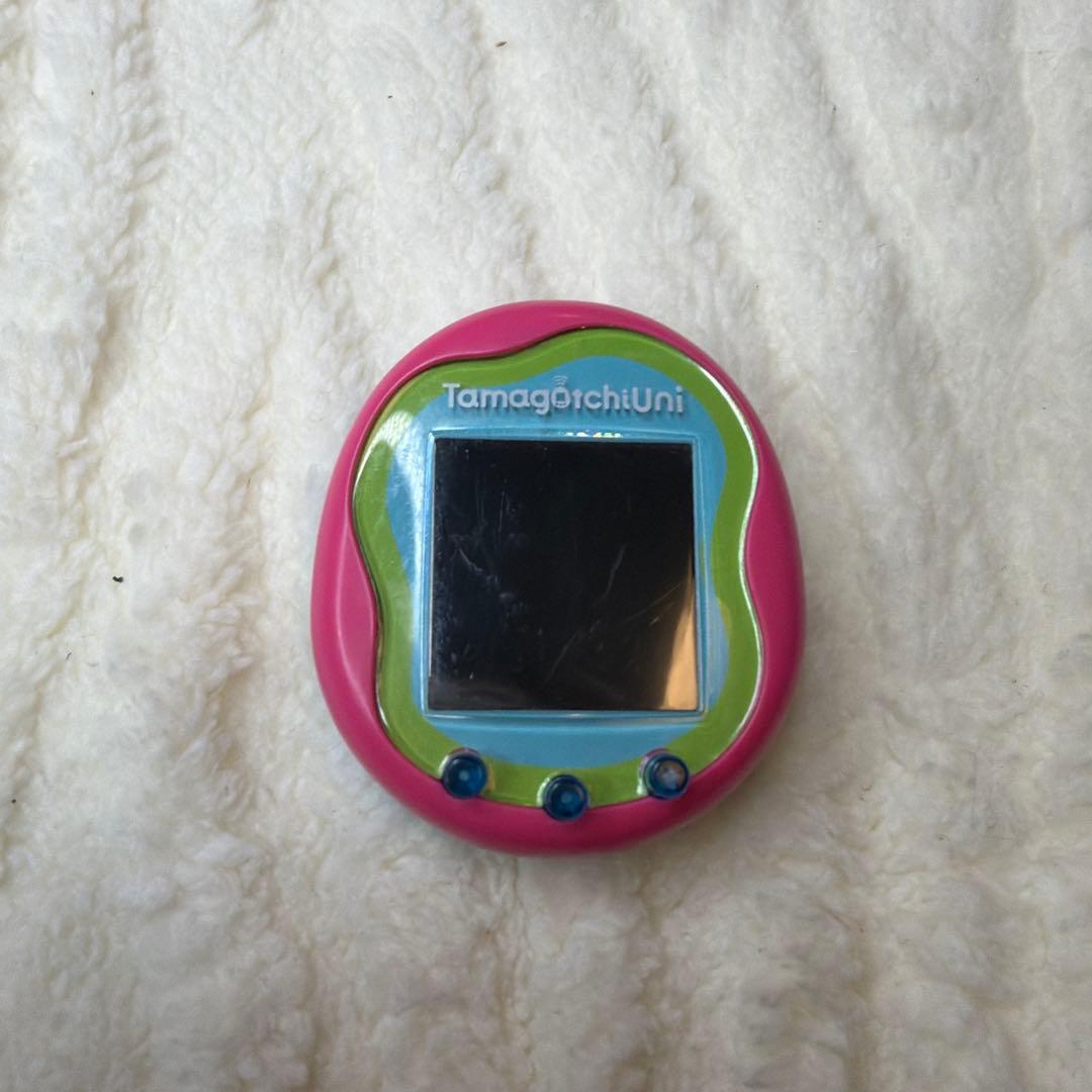 たまごっちUni Tamagotchi Uni Prism White | ITEM | たまごっち公式サイト