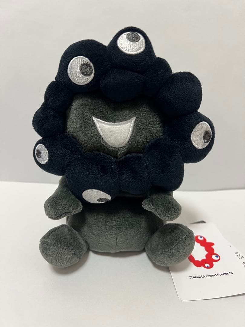 ミャクミャクお手玉風ぬいぐるみ 黒 ブラック Sサイズ - メルカリ