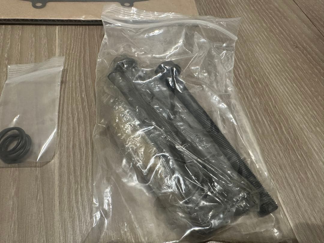 安心のUSA製】BMW M3 E90/92/93向けクロモリ製VANOSカバー - メルカリ