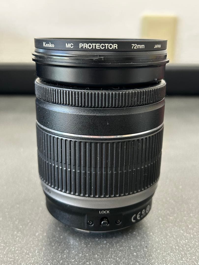 Canon キャノン　EF-S 18-200mmF3.5-5.6 IS