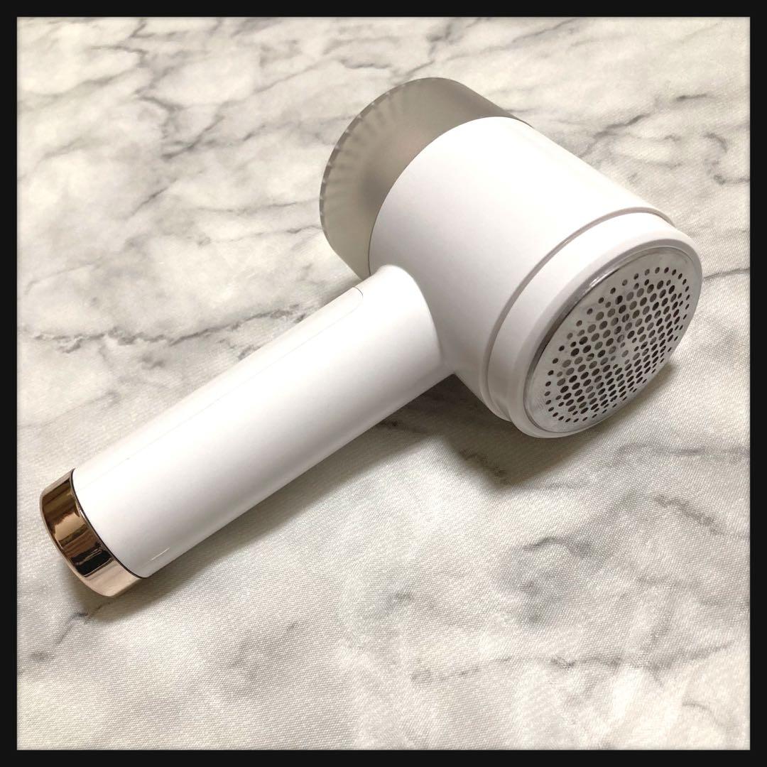 ‪꒰未使用꒱‬小型 毛玉取り 白 コードレス 毛玉クリーナー 楽天市場】1年保証 魔法小屋 毛玉取り 充電式 毛玉取り器 電動 6枚刃