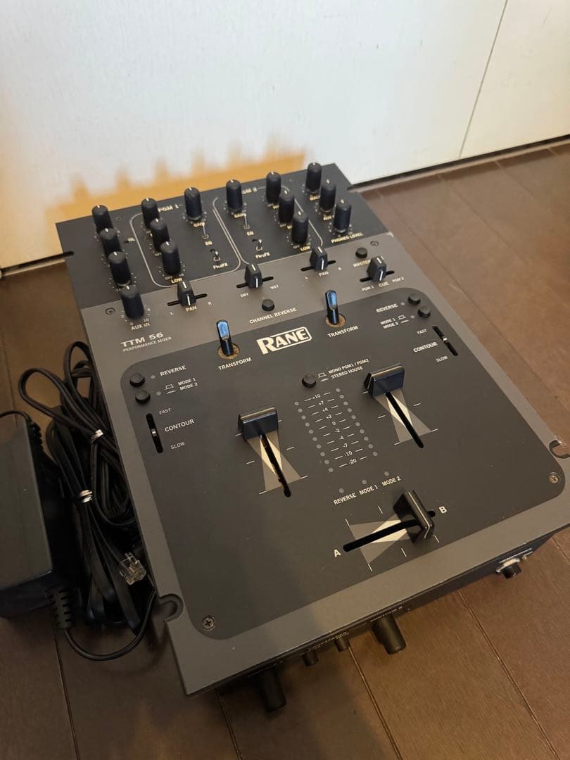 激安美品RANE⭐︎TTM56⭐︎DJミキサー⭐︎ RANE TTM-56S 2 Channel Professional DJ Mixer