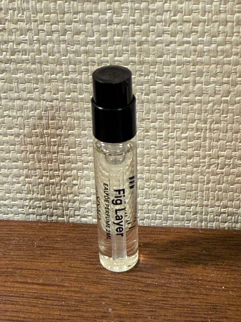 fig layer 香水 2ml 試供品 - メルカリ