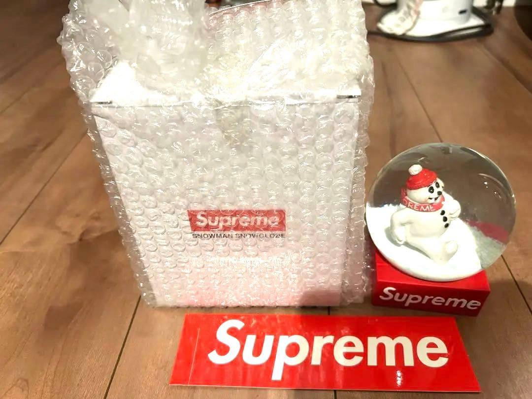 新品Supreme Snowman Snowglobe スノーマンスノードーム