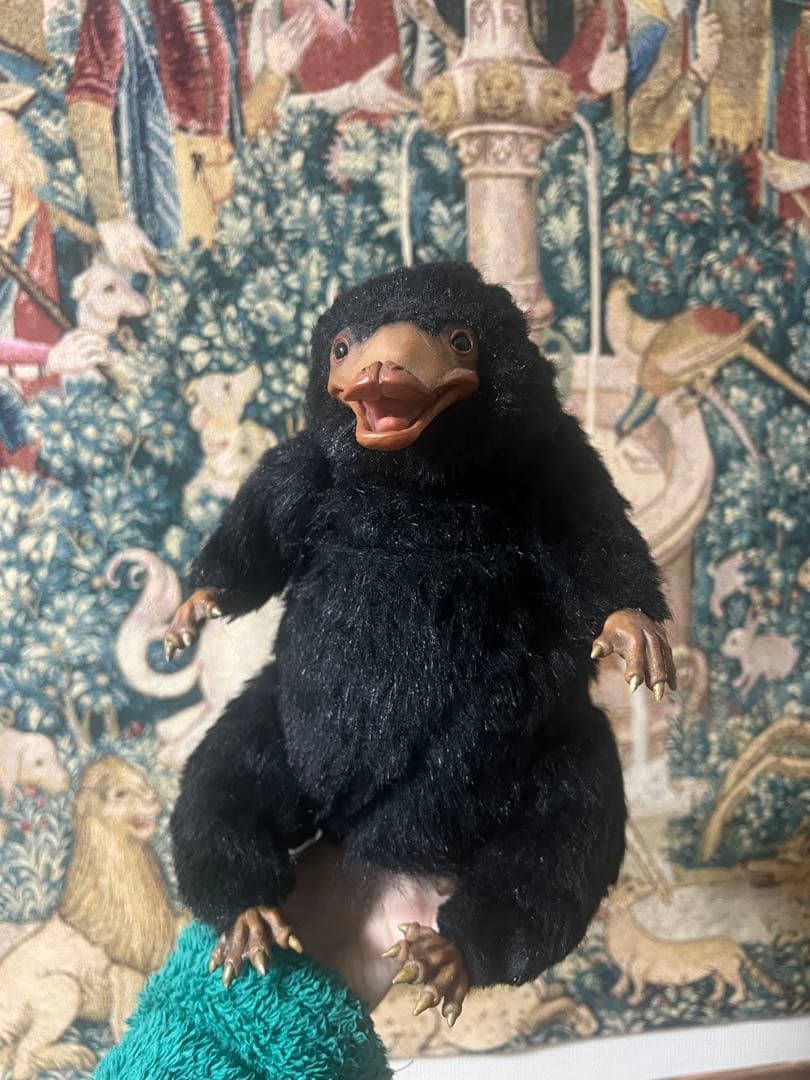 ニフラー 30cmハリーポッター／ファンタスティックビースト 魔法生物／可動式 ハリー・ポッター マホウドコロ」にて、『ファンタスティック