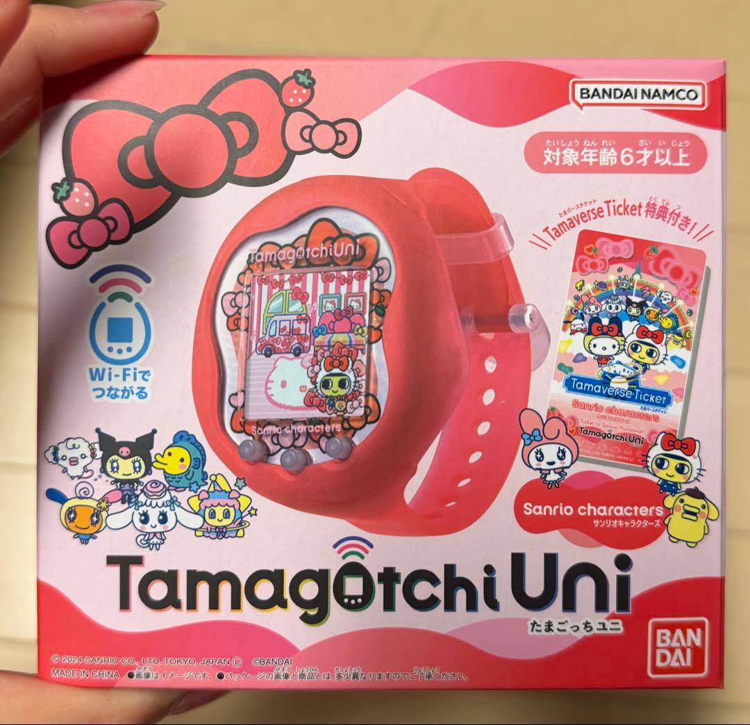 サンリオコラボ　Tamagotchi Uni Tamagotchi Uni×サンリオキャラクターズ」ワッペン・チャーム・缶