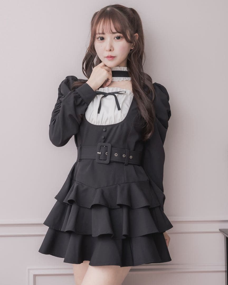 pium チョーカーフリルティアードワンピース ブラック ピウム チョーカーフリルティアードワンピース – pium