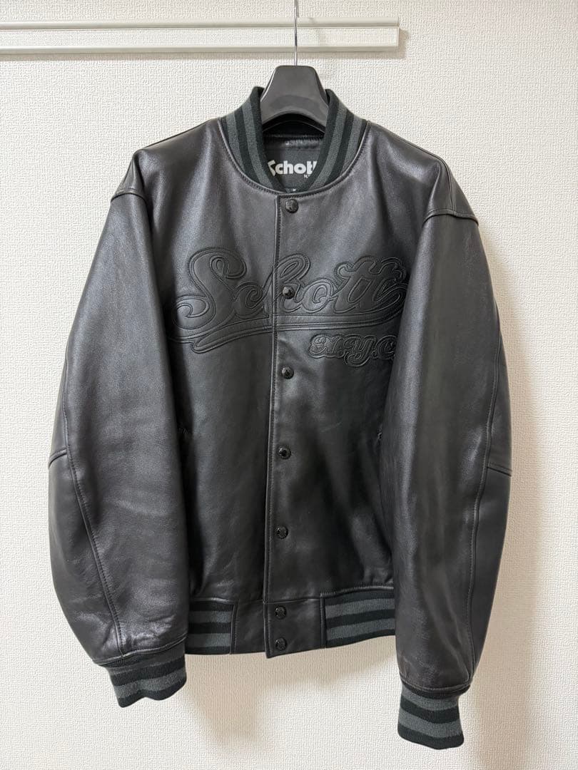 Schott ブラックレザー スタジャン Schott JAPAN FAMILY HARAJUKU HANG OUT Schott Assistant General