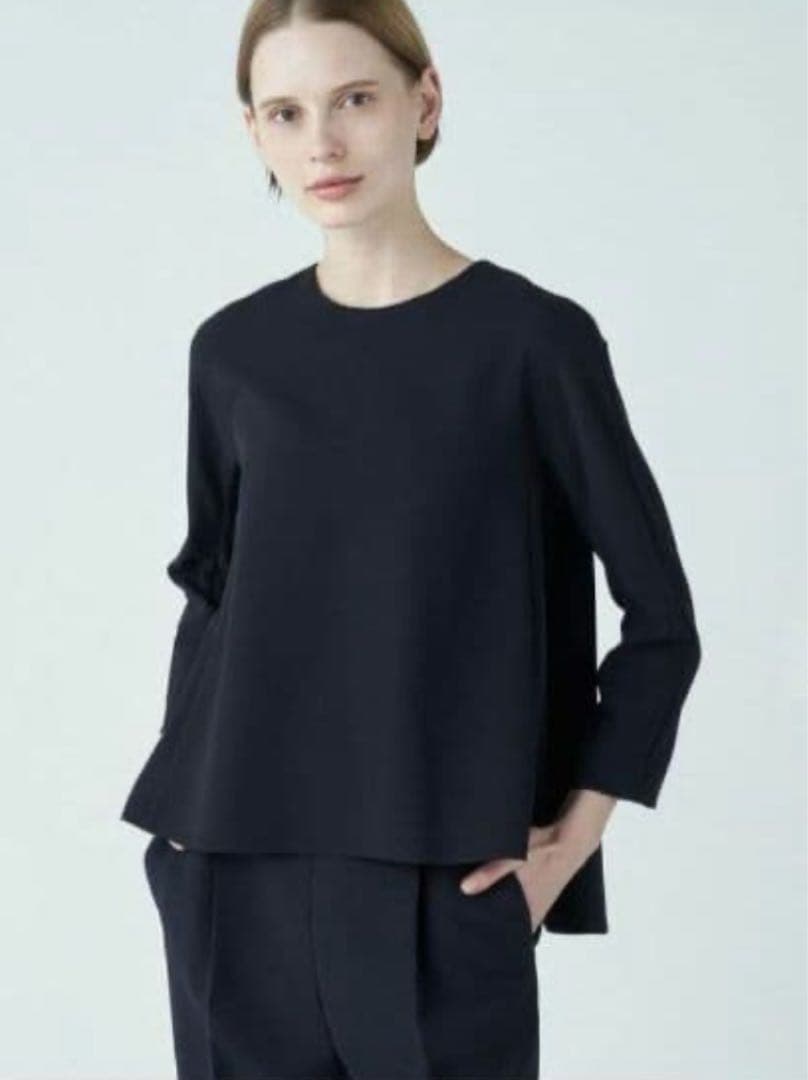 TOMORROWLAND　ドライダブルクロス クルーネックプルオーバー　ネイビー トゥモローランド TOMORROWLAND ドライダブルクロス クルーネックプル