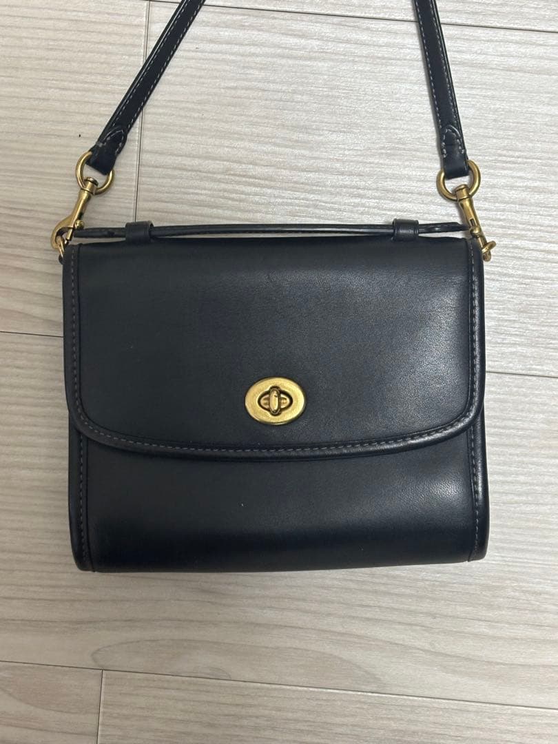 coach キップ ターンロック ショルダーバッグ オールドコーチ - メルカリ