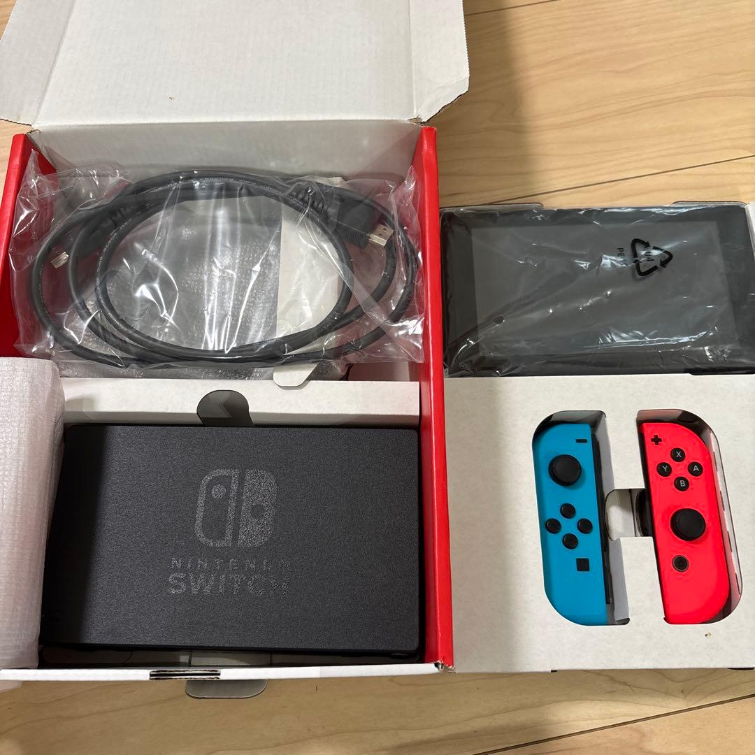 Low Low　新品Nintendo Switch 本体 赤・青 Nintendo Switch Red Blue Console Original Box V1 Low Serial