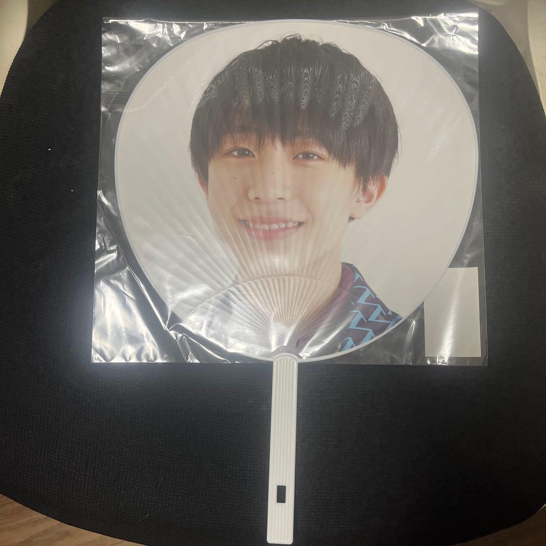 永岡蓮王 AmBitious うちわ - メルカリ