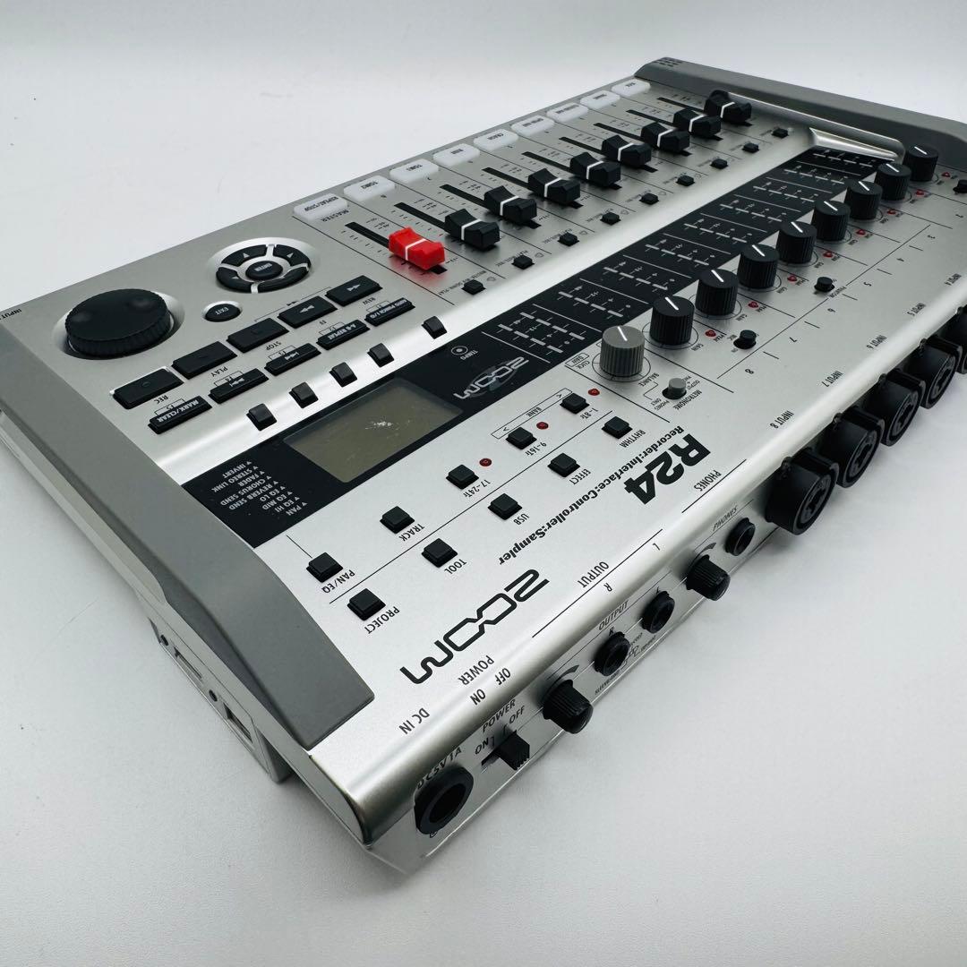 Zoom R24 レコーダー・インターフェース アダプターつき