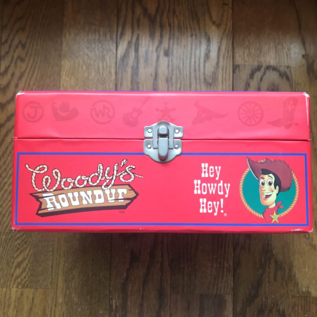 トイストーリー ウッディのラウンドアップ絵皿 - メルカリ