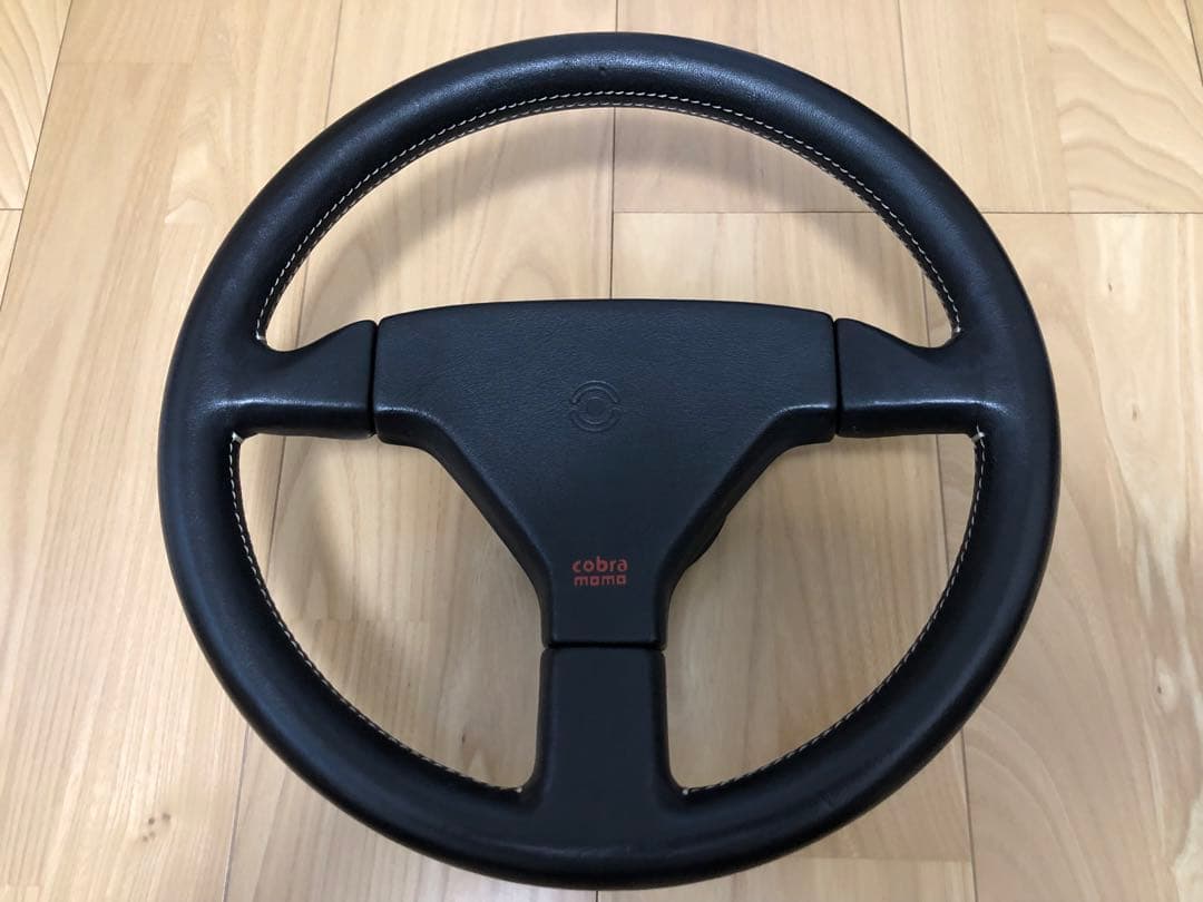 最終値下げ】モモ ステアリング コブラ 33パイ 美品 - メルカリ